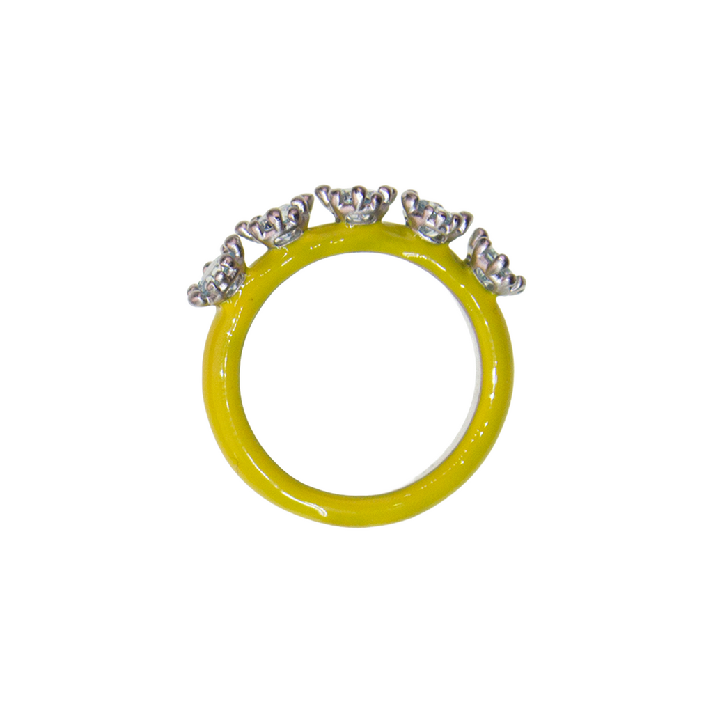 YELLOW BATHROOM FLOWER SLIM RING