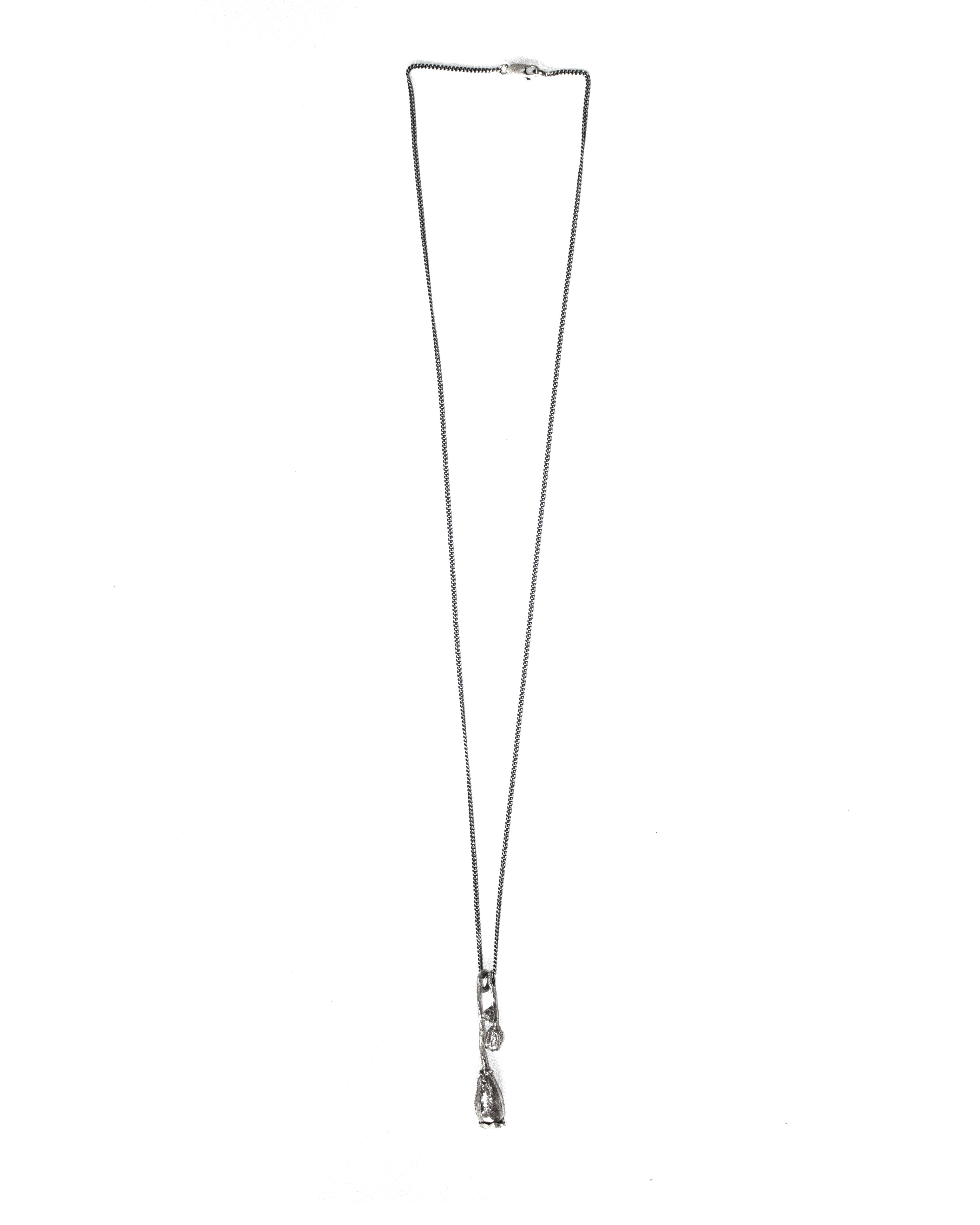Silverpoppy Necklace