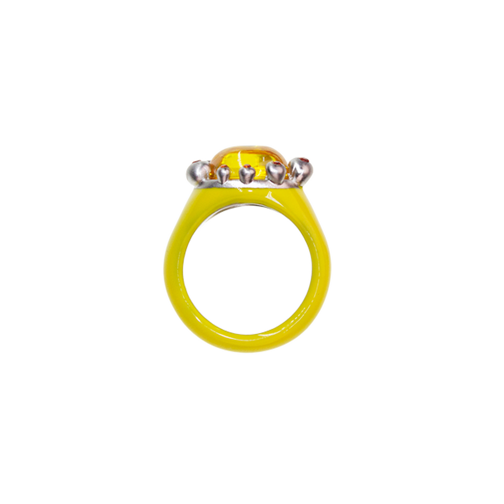 YELLOW BATHROOM FLOWER RING